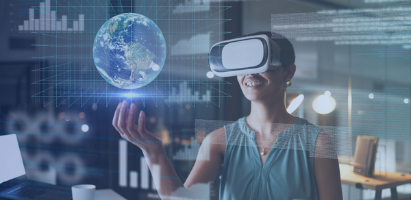 CSI INNOVATION HUB LANDING PAGE women Virtual Reality glasses