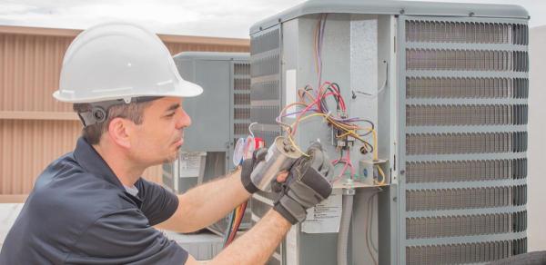 HVACR Technician at work