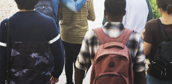 students with back pack