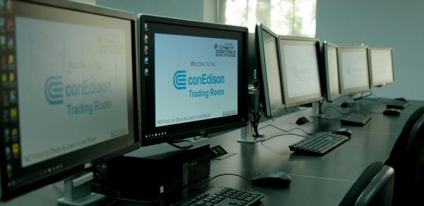  Con Edison Trading Room monitors