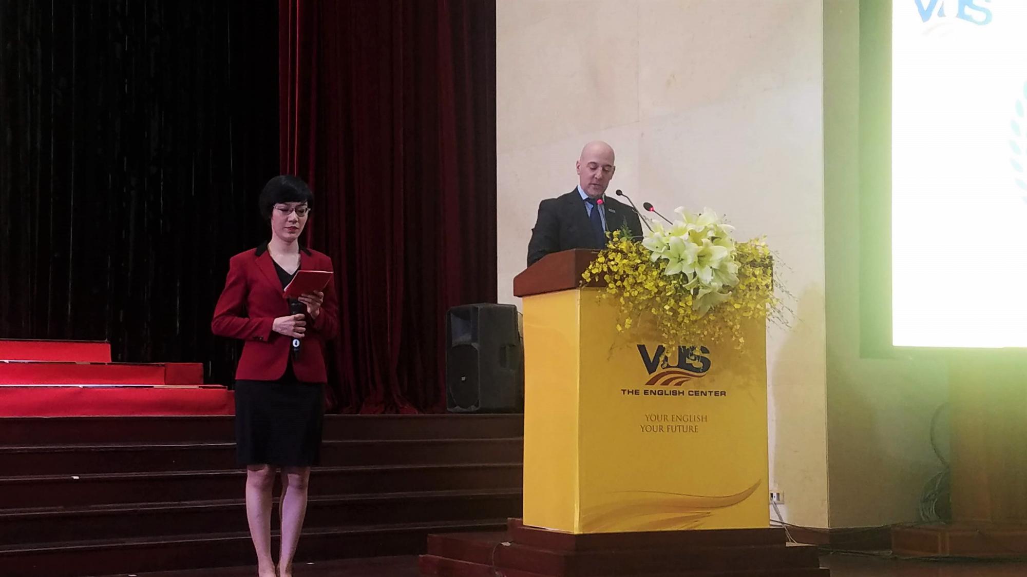 Executive Director giving a speech during VUS graduation event